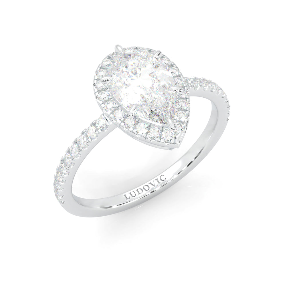 The Fair Twist Moissanite Wedding Set