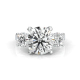 Triomphe de Lumière Moissanite Engagement Ring (14k Solid Gold)