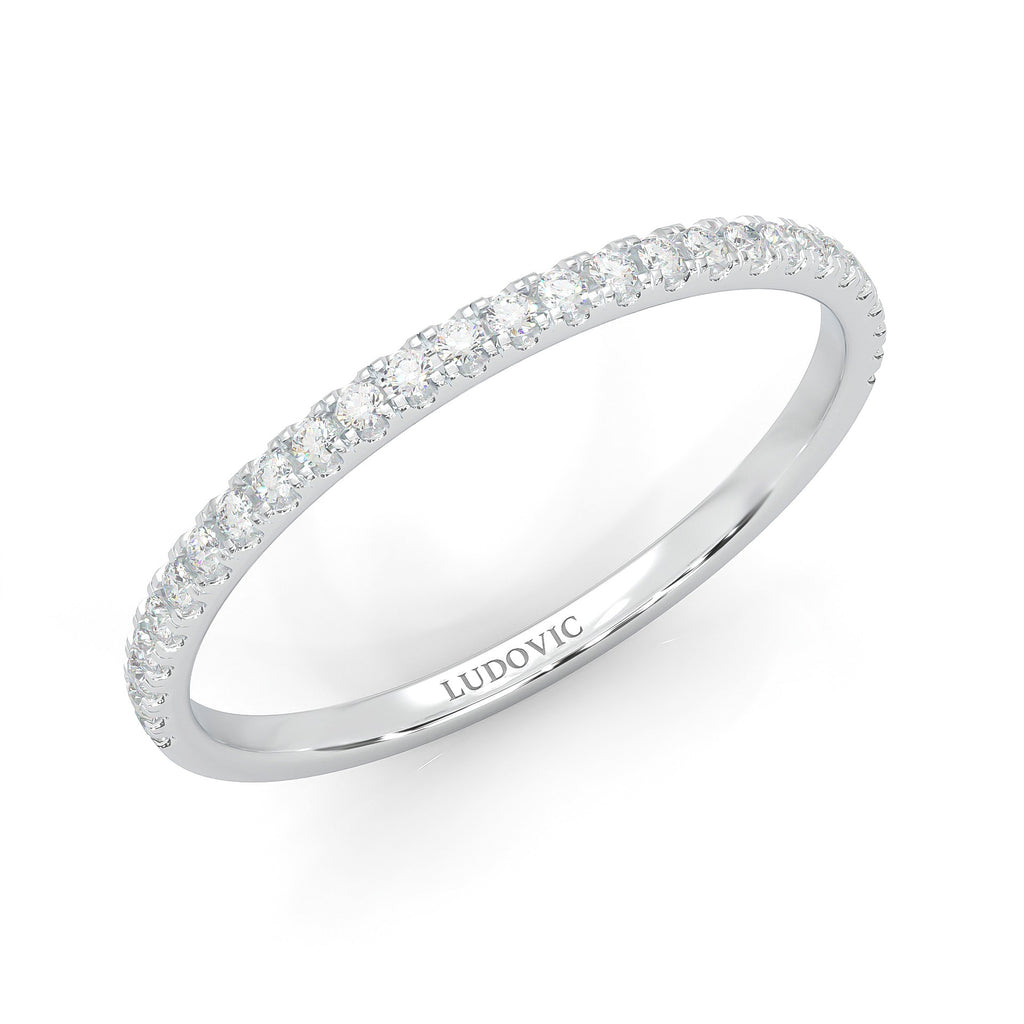 The Crystals Moissanite Wedding Band