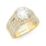 Fourfold Stones Halo Moissanite ( Yellow Gold )