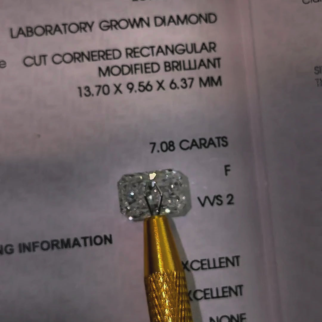 Video of actual 7.08 ct radiant lab-grown diamond, IGI LG799665531