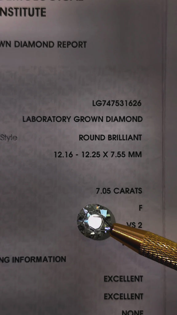 Video of actual 7.05 ct round lab-grown diamond, IGI LG747531626