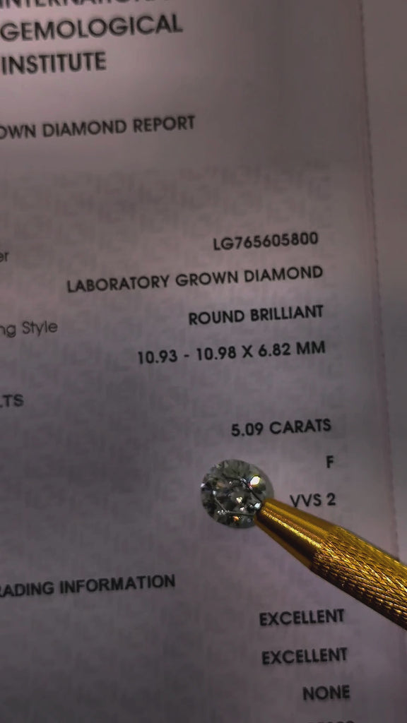 Video of actual 5.09 ct round lab-grown diamond, IGI LG765605800