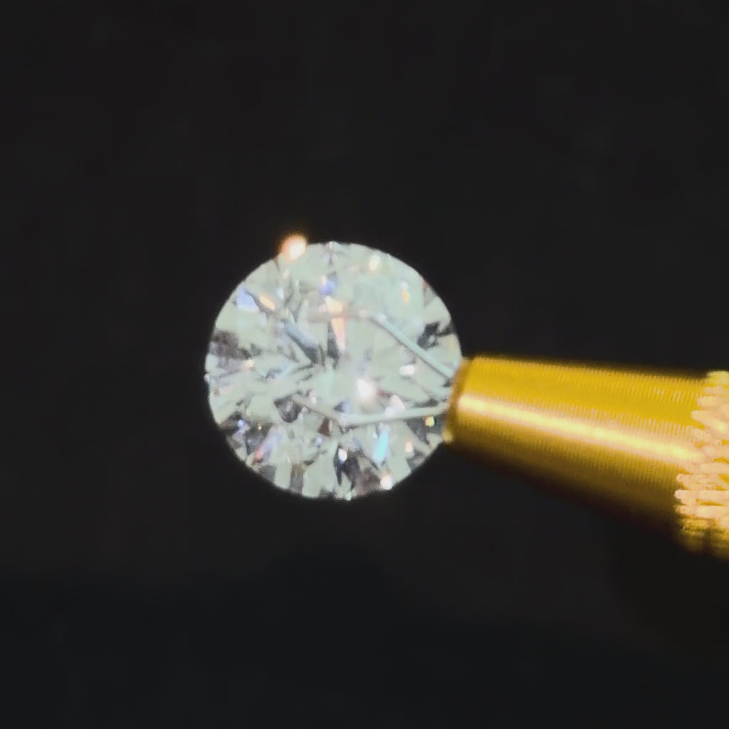 Video of actual 7.05 ct round lab-grown diamond, IGI LG747531623