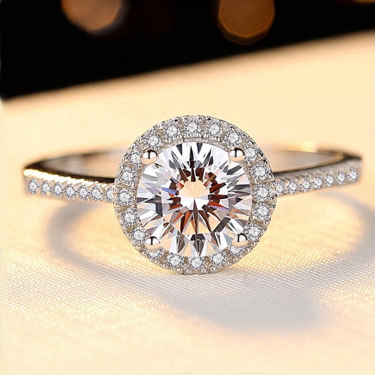 Royal Crown Ludovic Moissanite Ring™ - Ludovic Shop