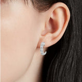 l'Amulette Fière Moissanite Earring