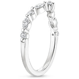 la Broche Élégante Moissanite Wedding Band