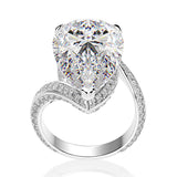 la Broche Vertueuse Moissanite Engagement Ring